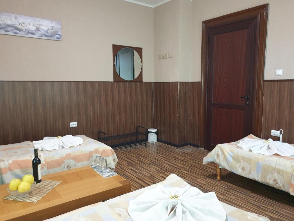 Km!Sofia - Стаи За Гости Sófia Exterior foto